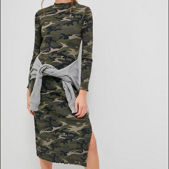 ANTHROPOLOGIE T.La GREEN CAMO RIBBED DELILAH MIDI DRESS - Picture 1 of 3